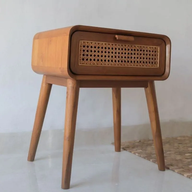 Meja Rotan Minimalis